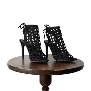 Forever21 Laser Cut Perforated Heels Size 8